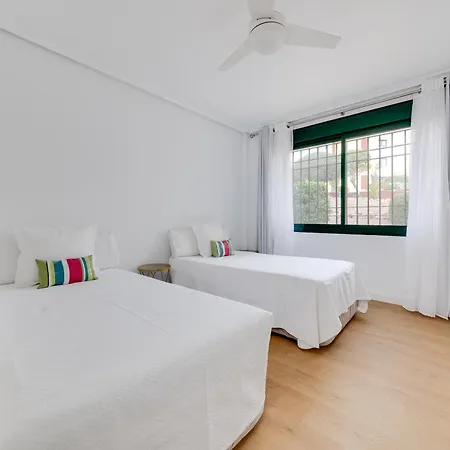 Super Cosy House Next To The Golf Casa vacanze *