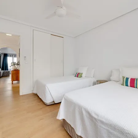 펜션 Super Cosy House Next To The Golf