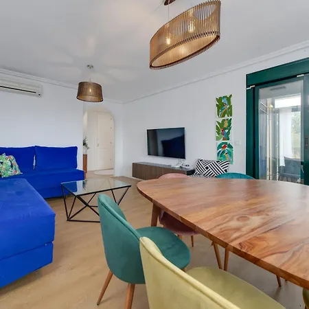 Super Cosy House Next To The Golf *