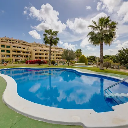 Super Cosy House Next To The Golf Holiday home Orihuela